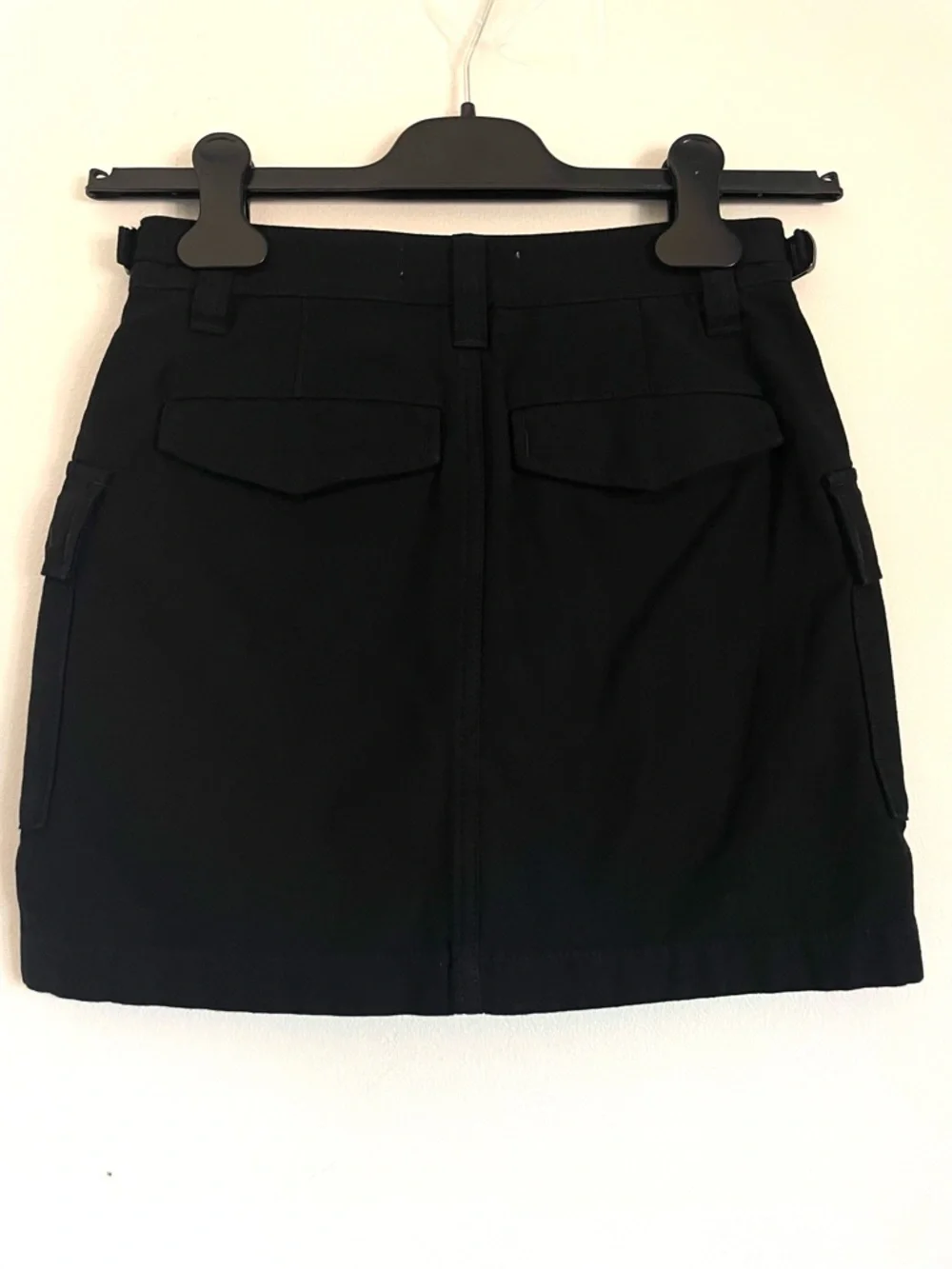 Aritzia Tna Supply Cargo Micro Skirt Size 00 EUC
